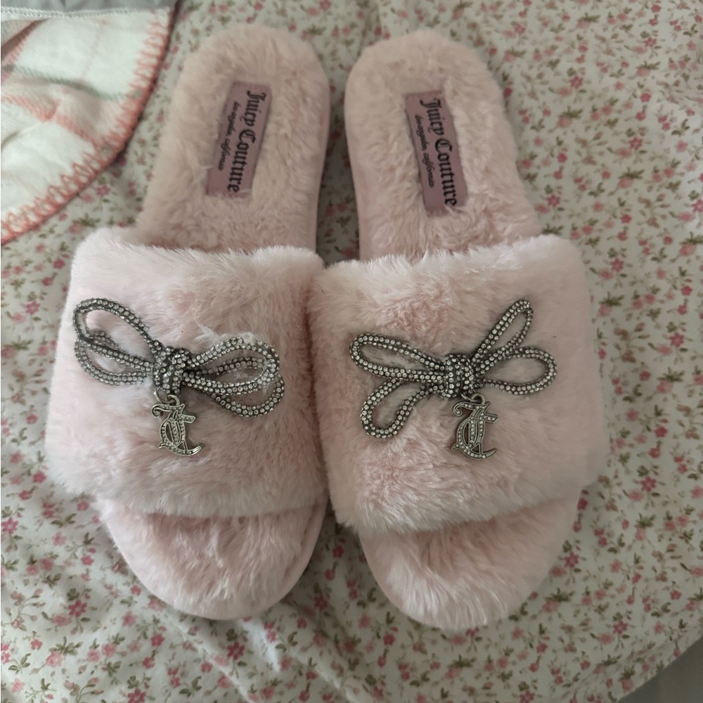 Juicy Couture Light Pink Fuzzy Slippers with Silver Bow